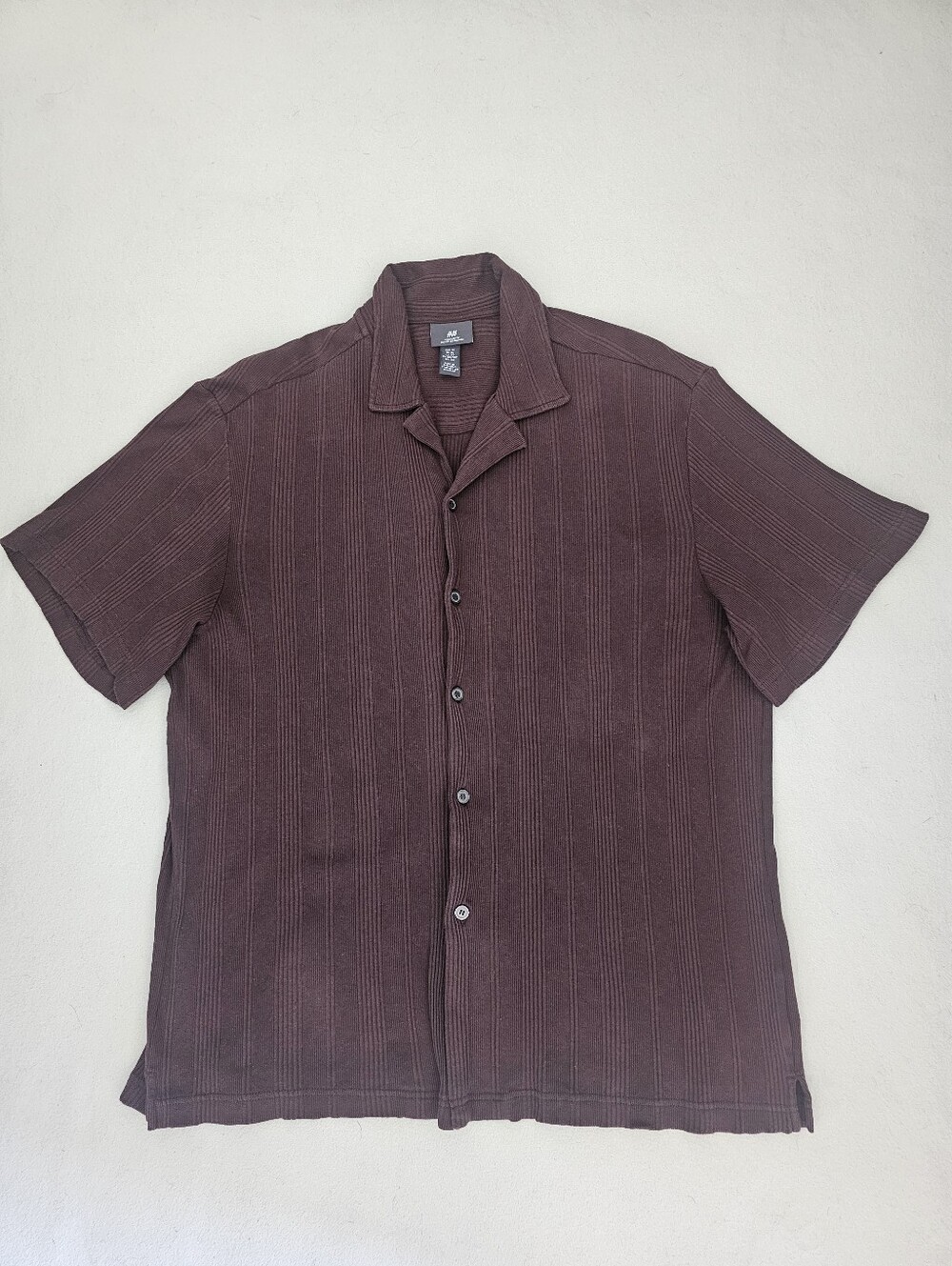 H&M Mns Regular Fit Coupe Standard Ribbed-Knit Shirt  in Dark Brown SIZE  XL